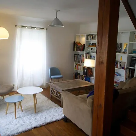 Dom wakacyjny Typical Townhouse - Perfect Surf - Beach 150m Biarritz