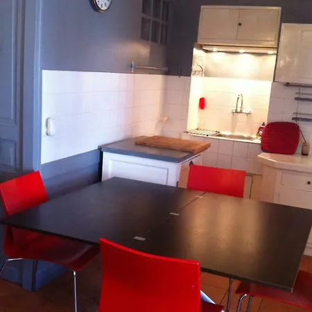 Ferienhaus Typical Townhouse - Perfect Surf - Beach 150m *
